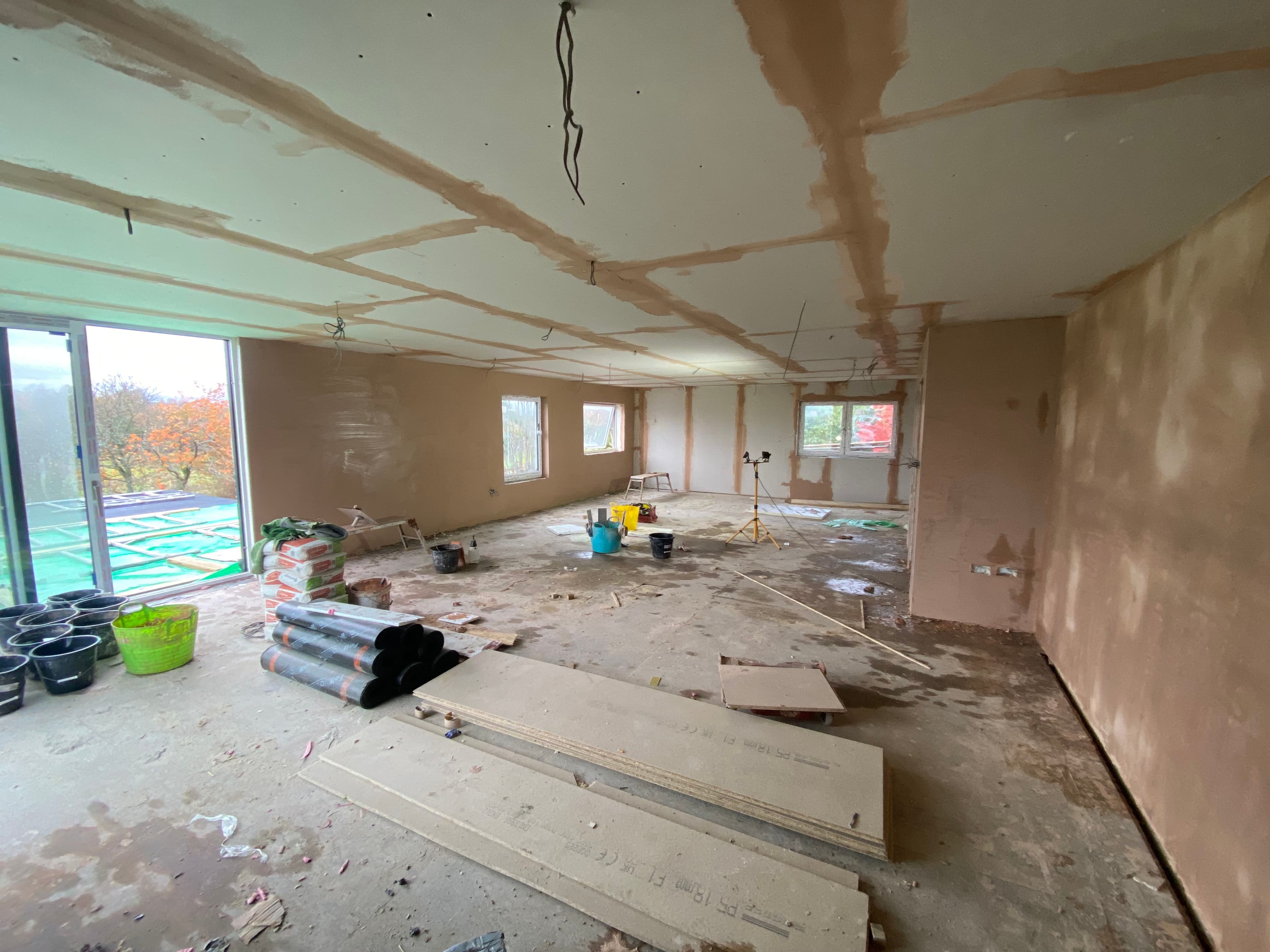 Completed flat ceiling
