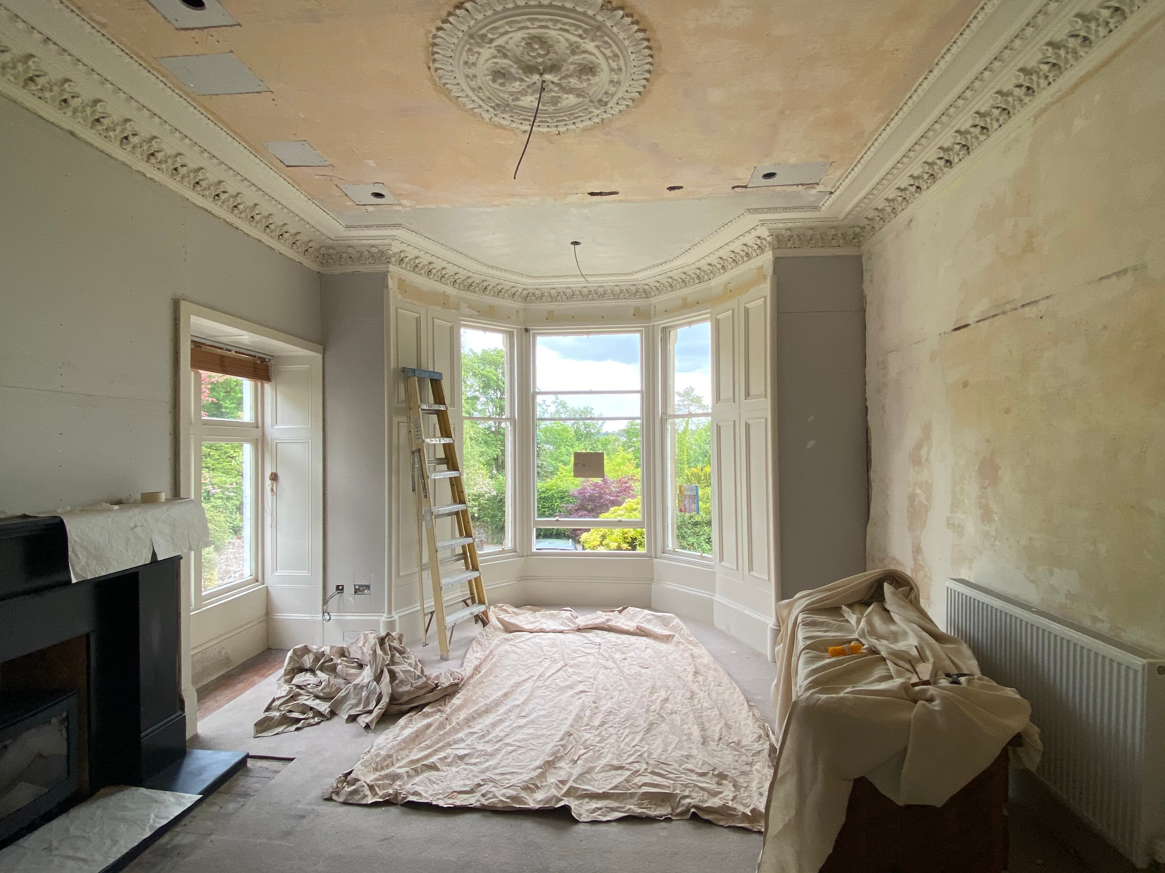 Stock cornice profile fitted