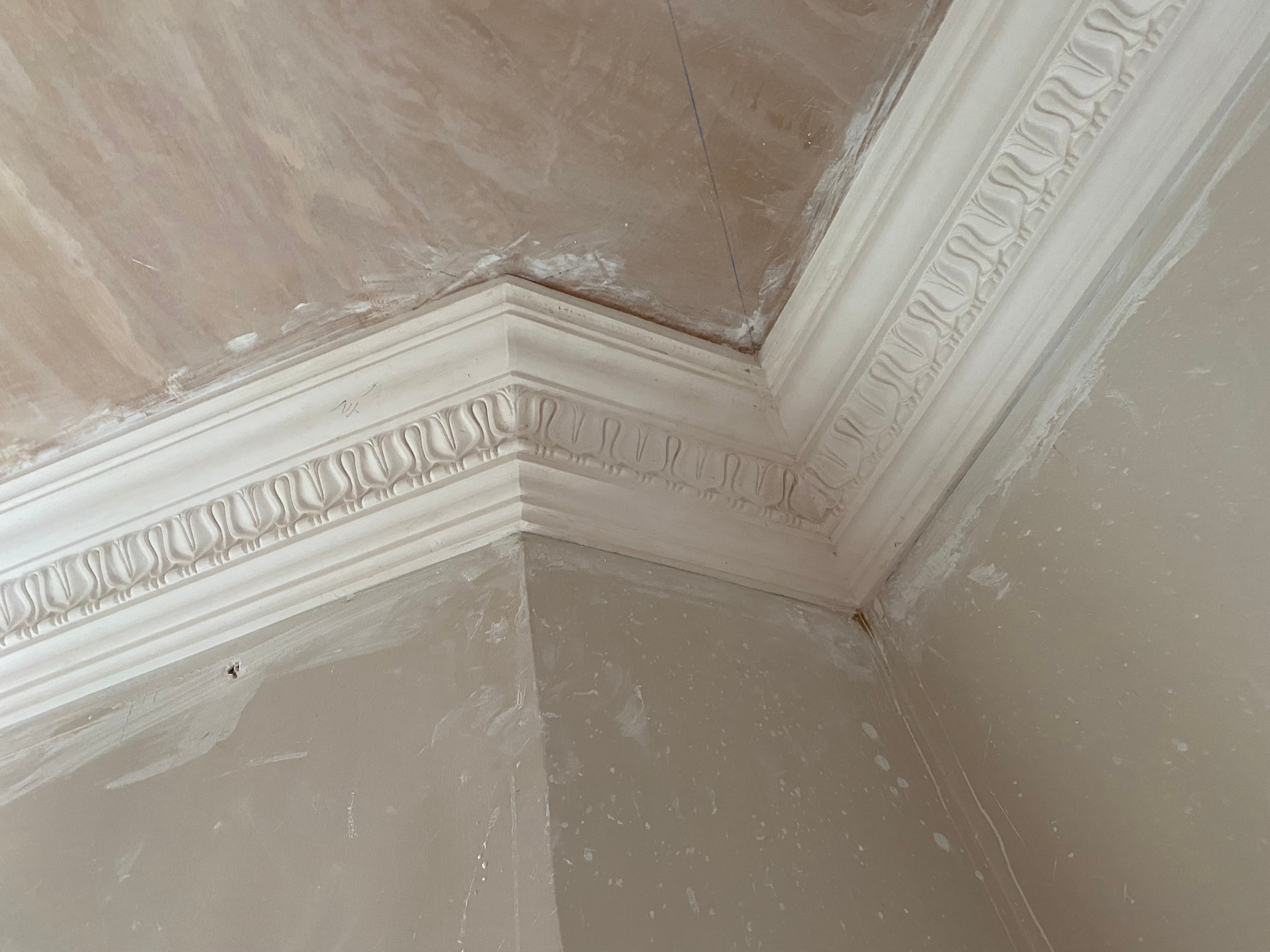 Fitted cornice after plastering