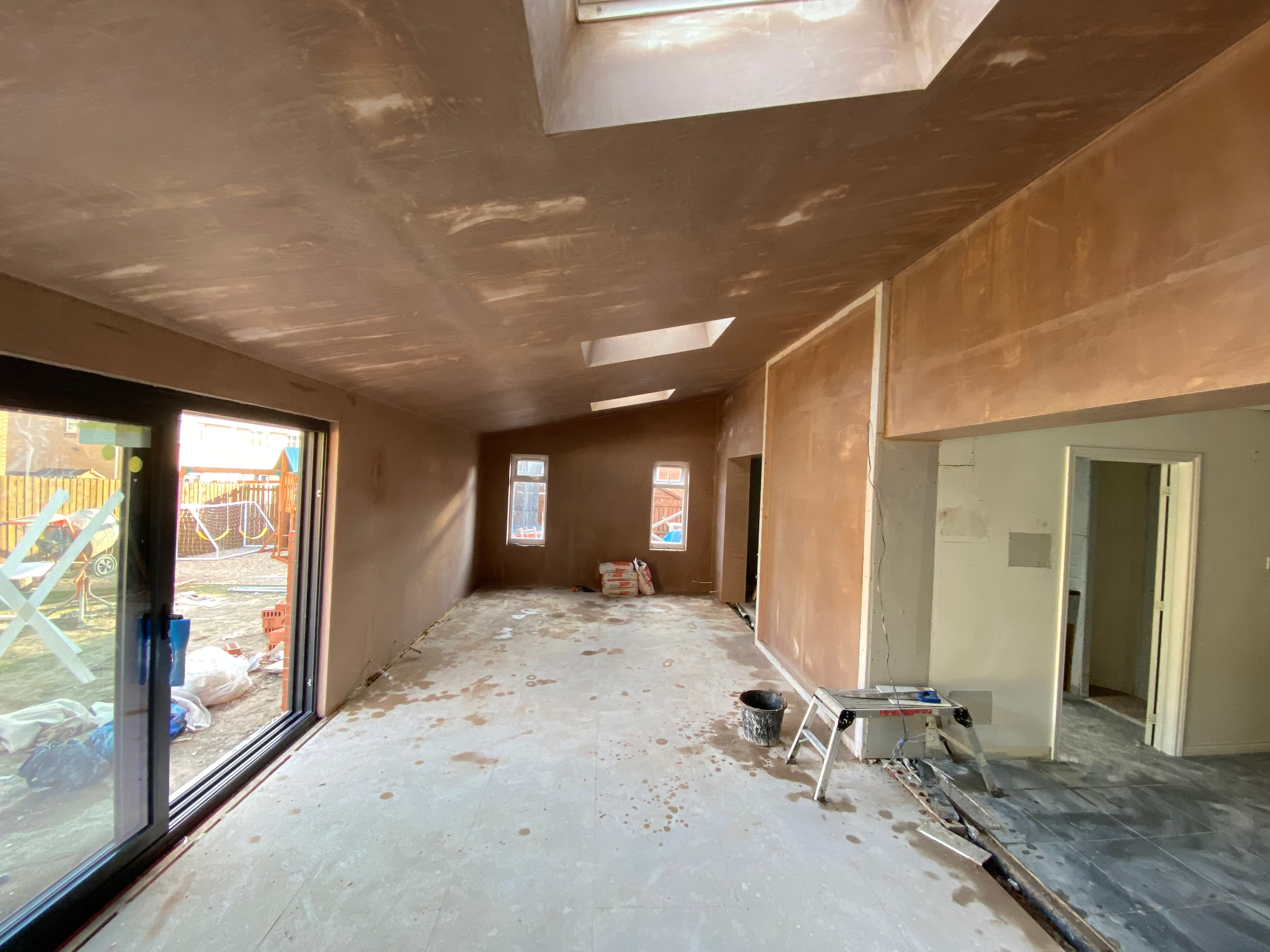 Making good after plaster repair