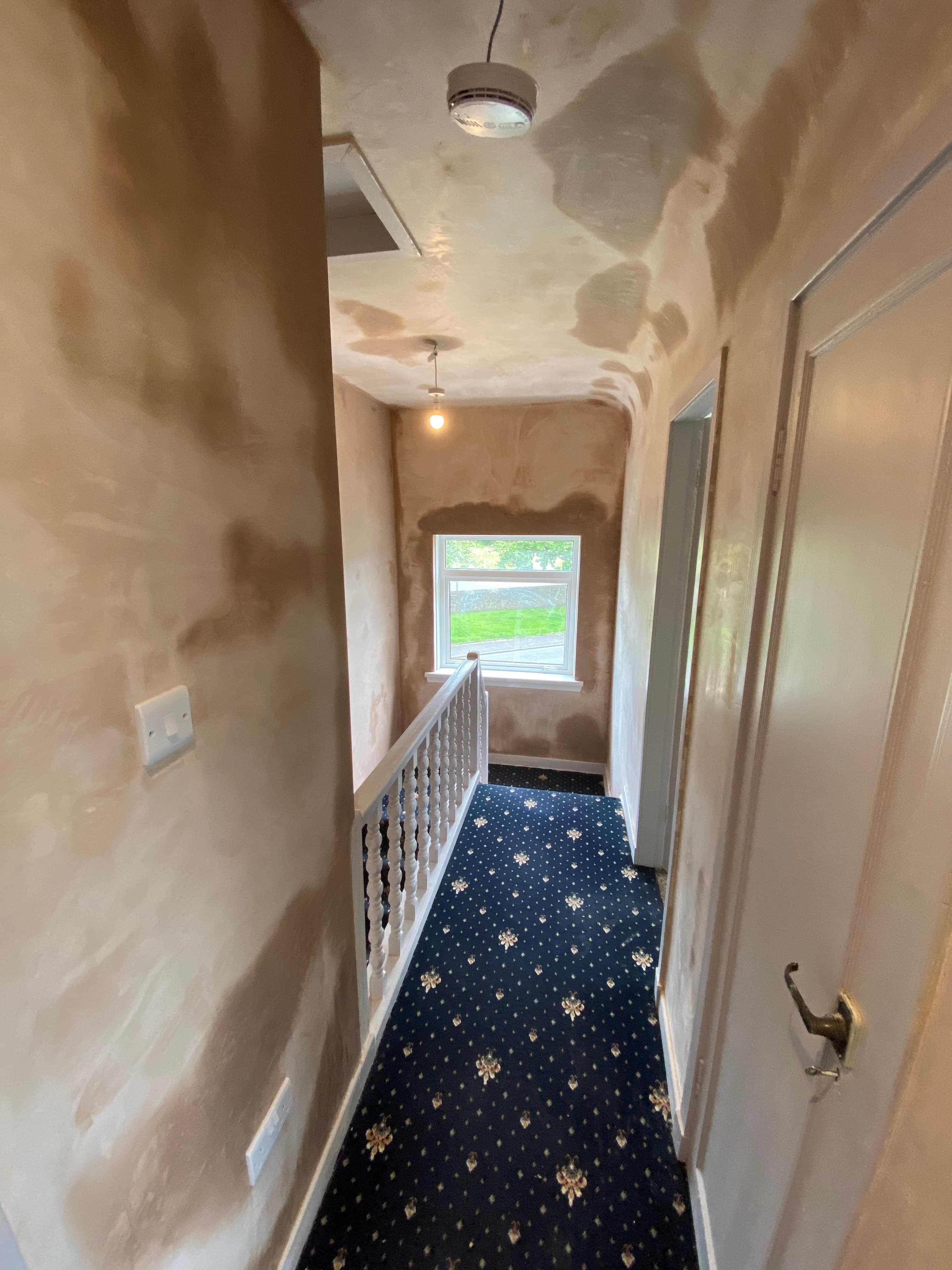 Alcove skimmed to a flat finish